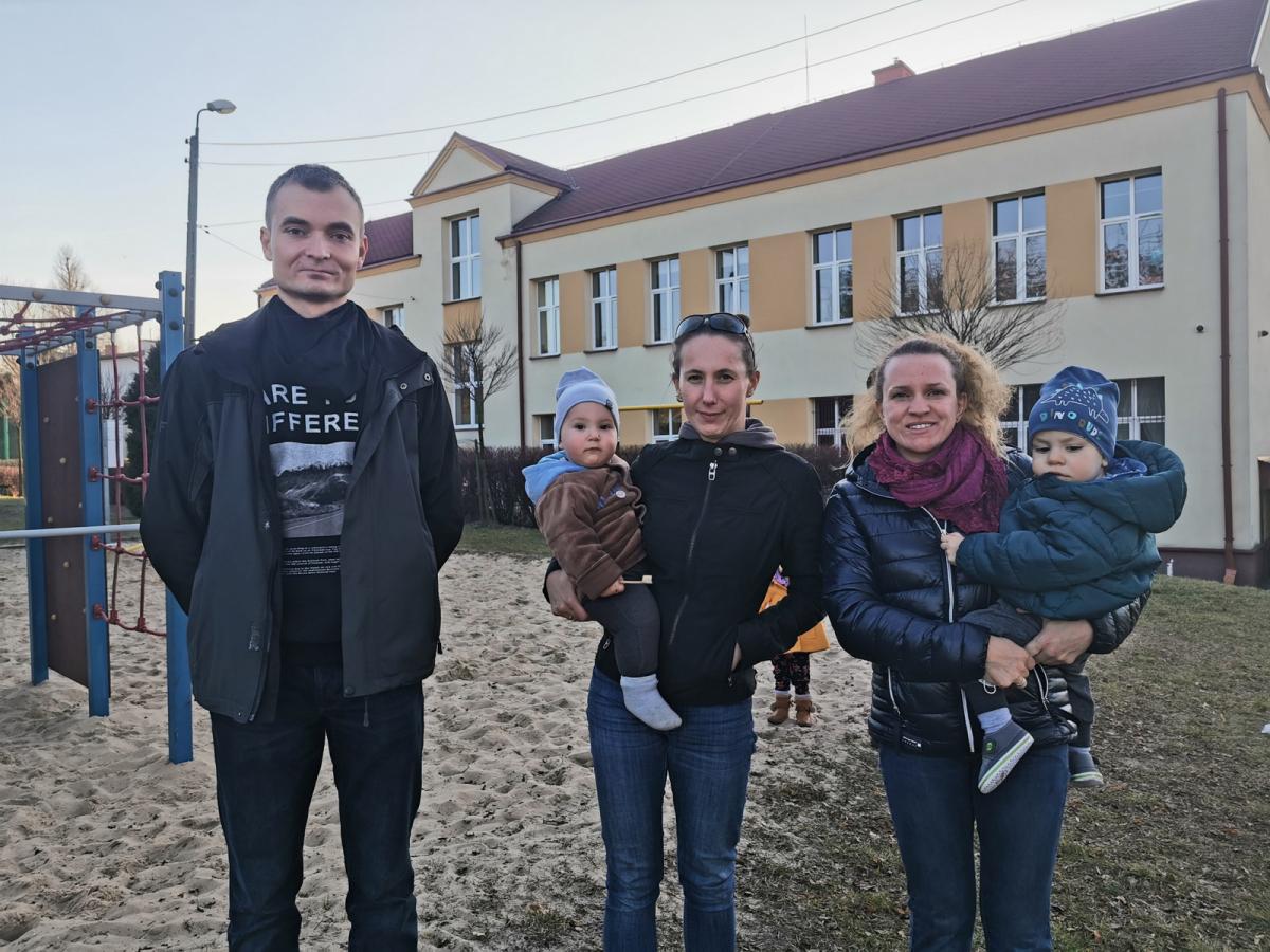 Rodzice się cieszą - szkoła na Górze Piasku będzie istnieć