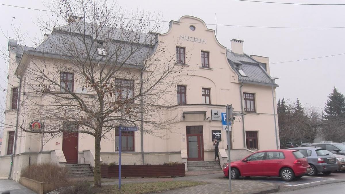 Muzeum Miasta Jaworzna znowu otwarte! Na pytanie, co dalej? Odpowiada Dyr Przemysław Dudzik.