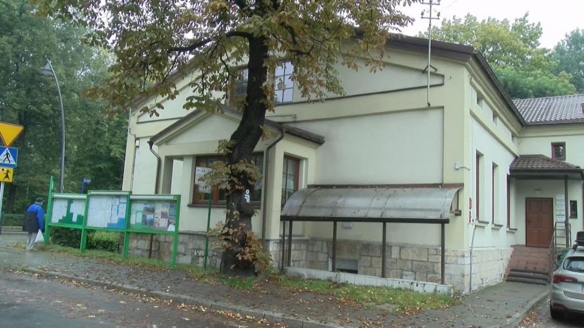 Odrażający, brudni, bez dachu nad głową - to coraz częstszy problem miasta