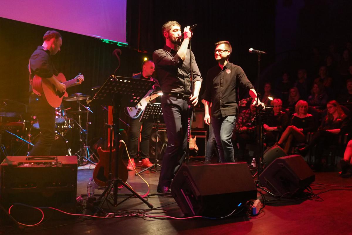 „Baby są jakieś ...dziwne?” - koncert w Teatrze Sztuk