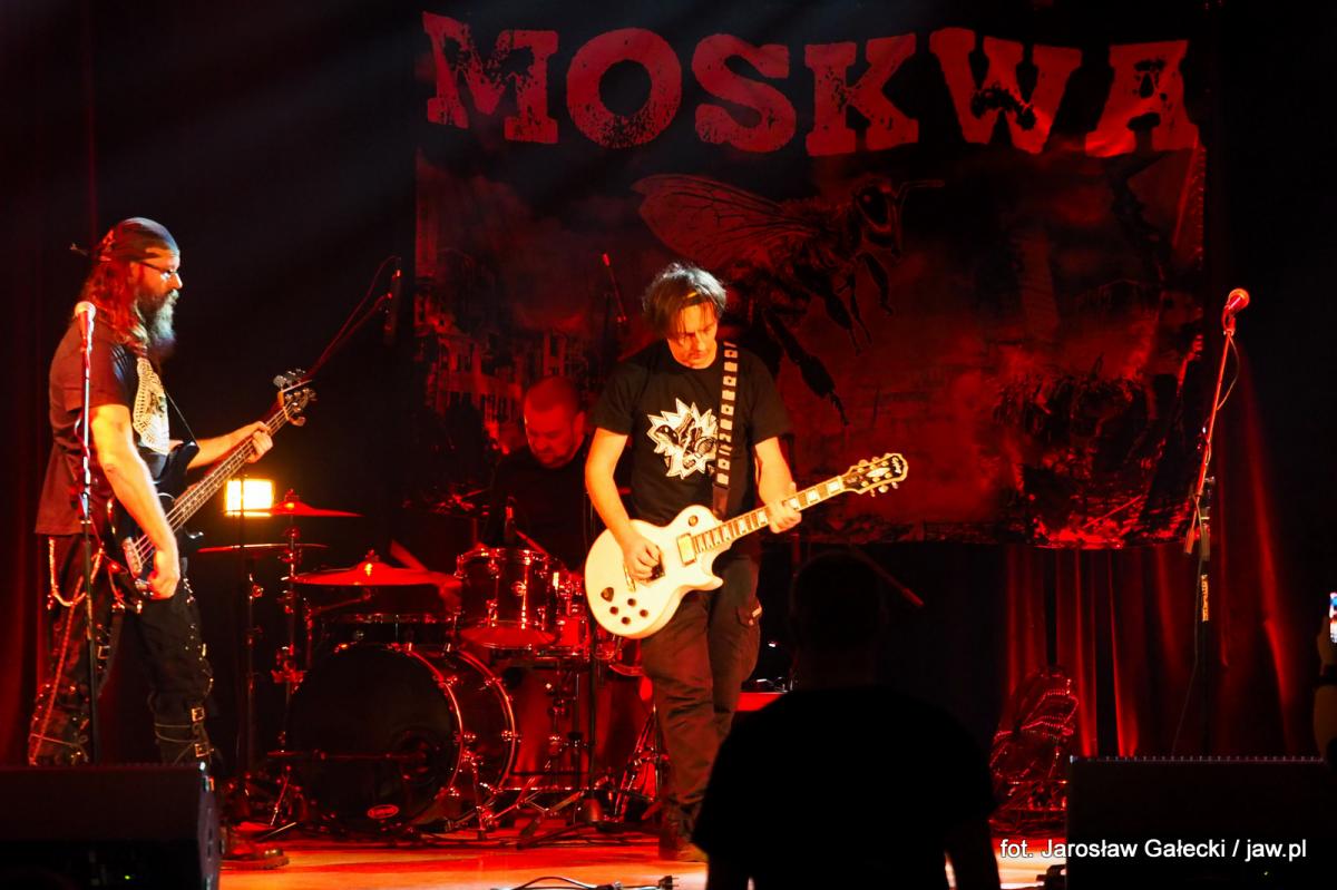 Zespół Moskwa na scenie Klubu Relax