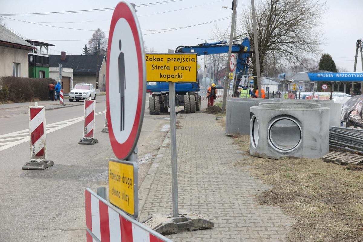 Znika skrzyżowanie, będzie rondo.