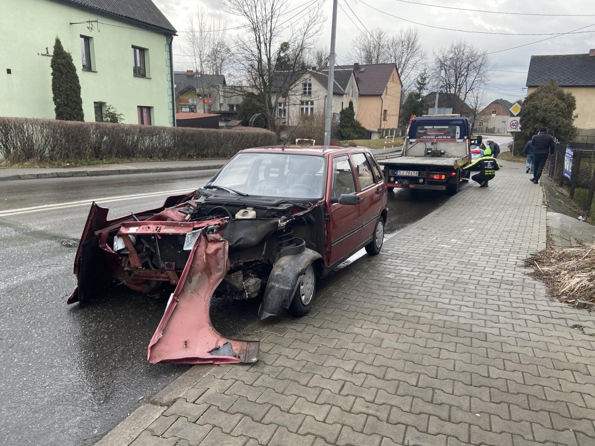 Czołowe zderzenie z cysterną i kolizja w Byczynie