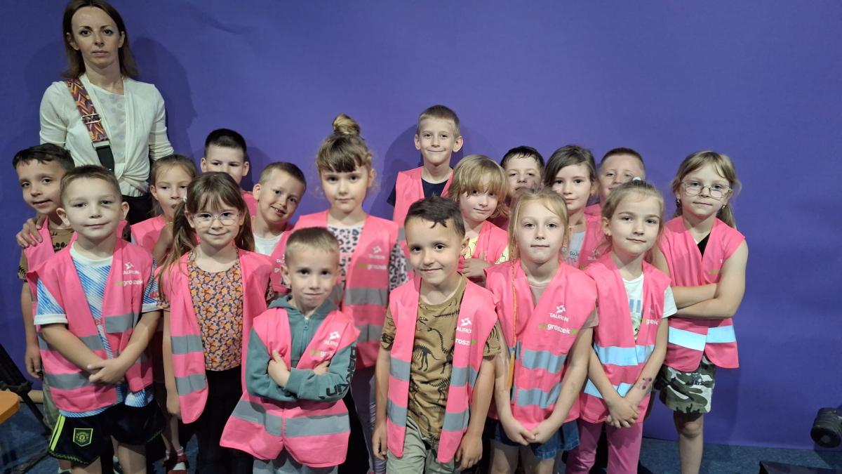 Przedszkolaki w redakcji czyli trochę o dziennikarstwie i o ... dinozaurach
