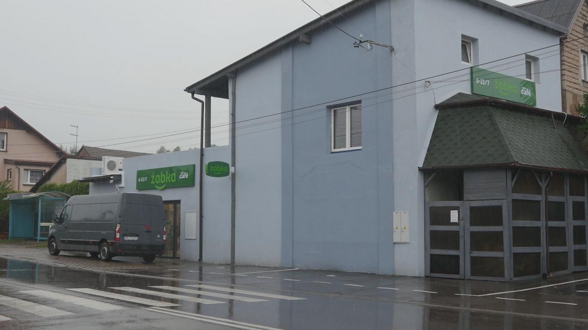 Nie będzie dwóch sklepów obok siebie. To przygotowania do zmiany lokalizacji