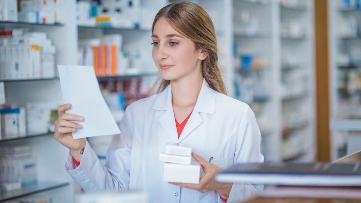 Ubywa aptek, z farmaceutami też może być problem. Bo będą wyjeżdżać