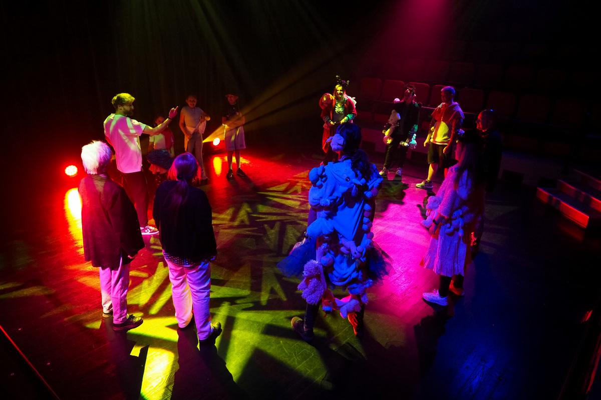Noc w Teatrze z ATElier Kultury