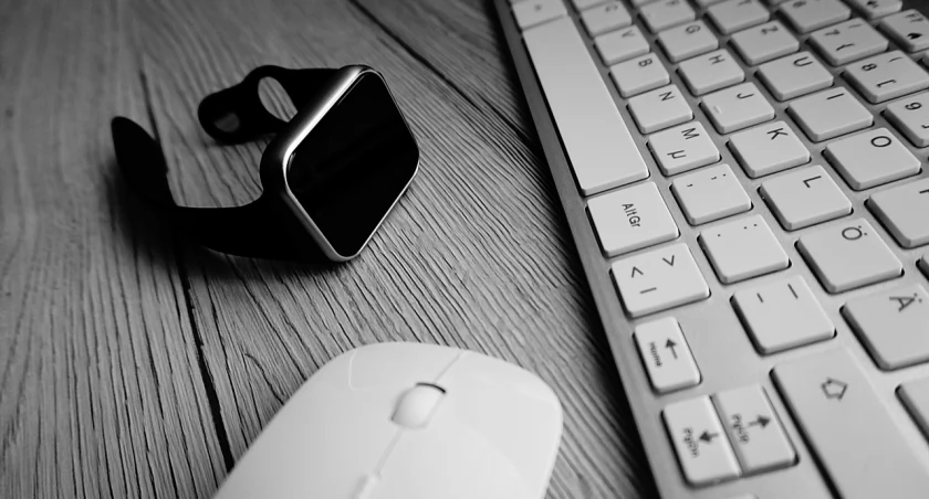 Jak działa smartwatch? Sprawdź te i inne ważne informacje!