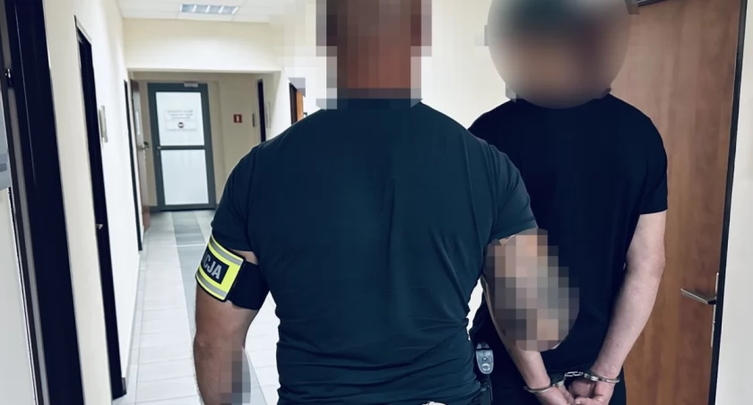 Policjanci przejęli kolejne narkotyki. Blisko 490 działek dilerskich nie trafi na rynek