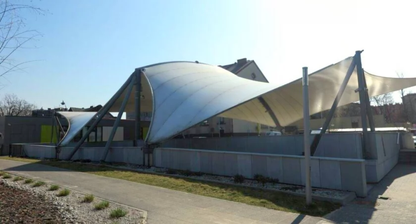 Kwintet Archetti wystąpi pod płaszczką
