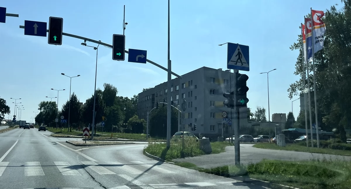 Uciążliwy hałas dla mieszkańców bloku na Leopoldzie