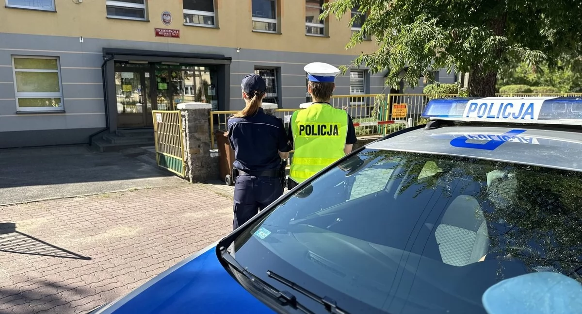 Bezpieczna droga do szkoły z jaworznickimi policjantami