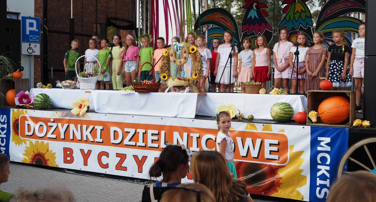 Dzielnicowe Dożynki w Byczynie