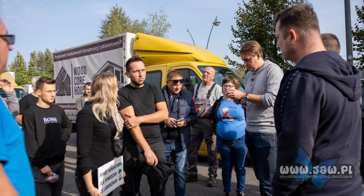 Dary dla powodzian. Wyruszył transport z Jaworzna
