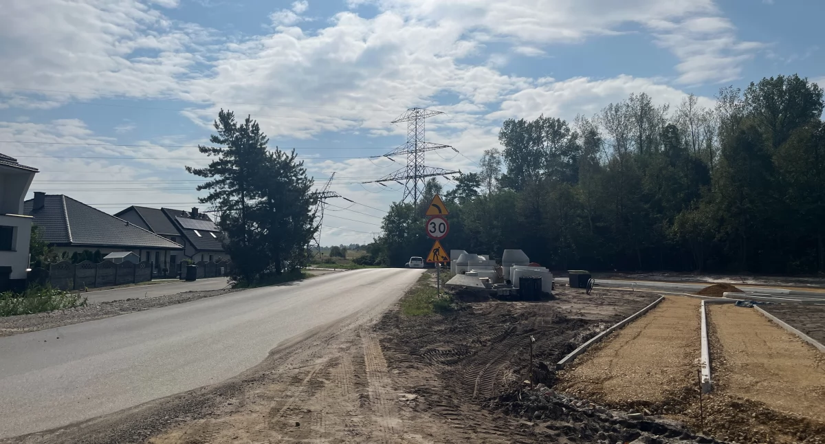 Uwaga kierowcy. Zamknięcie ulicy Wachlowskiego w Jaworznie. Trwa budowa ronda na Niedzieliskach