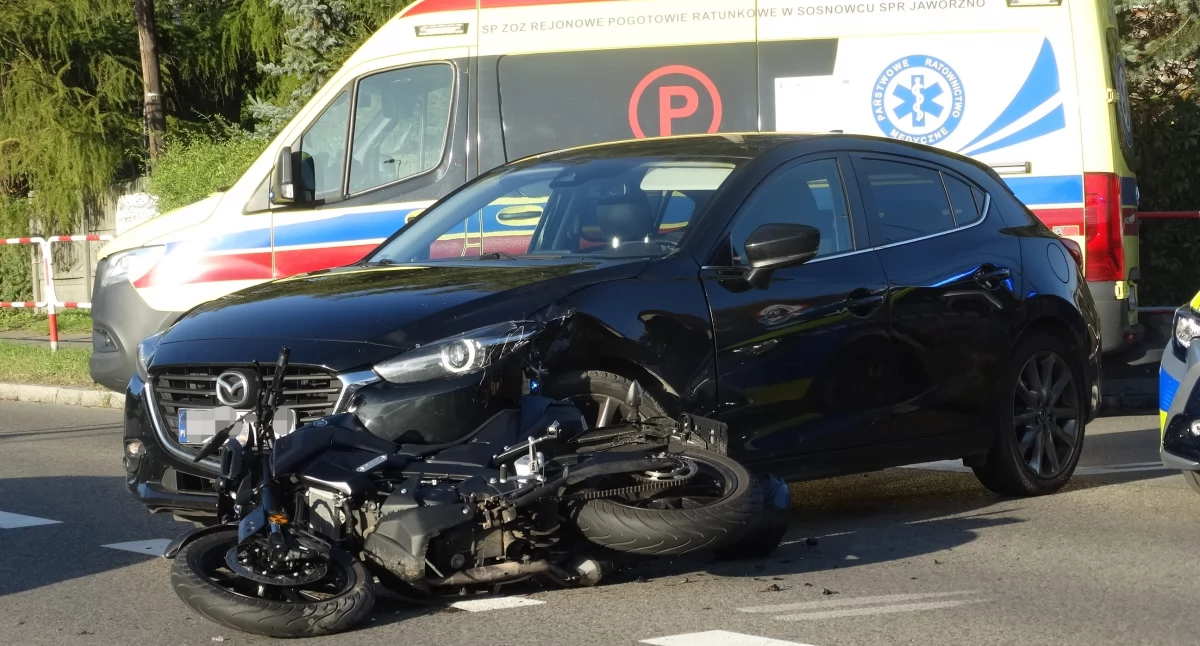 Motocykl zderzył się z samochodem