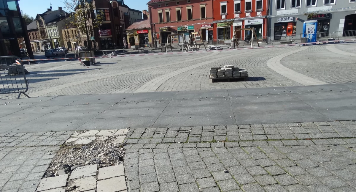 Granit coraz bardziej wypiera wapień. Postęp prac na rynku