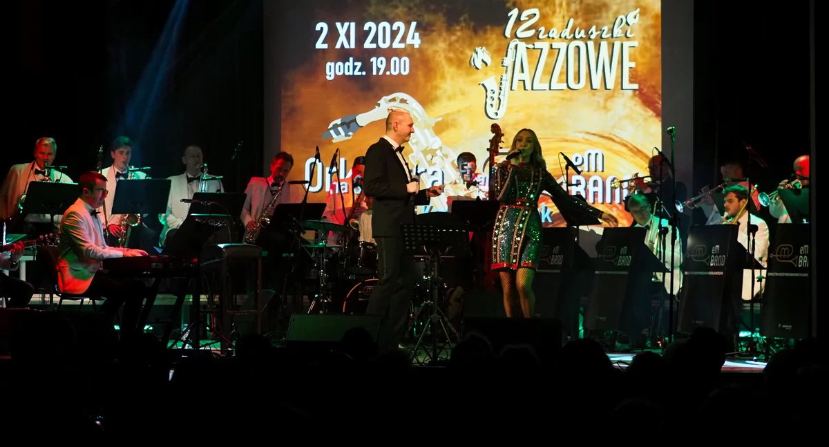 12. Zaduszki Jazzowe z eM Bandem - Tribute to Glenn Miller 