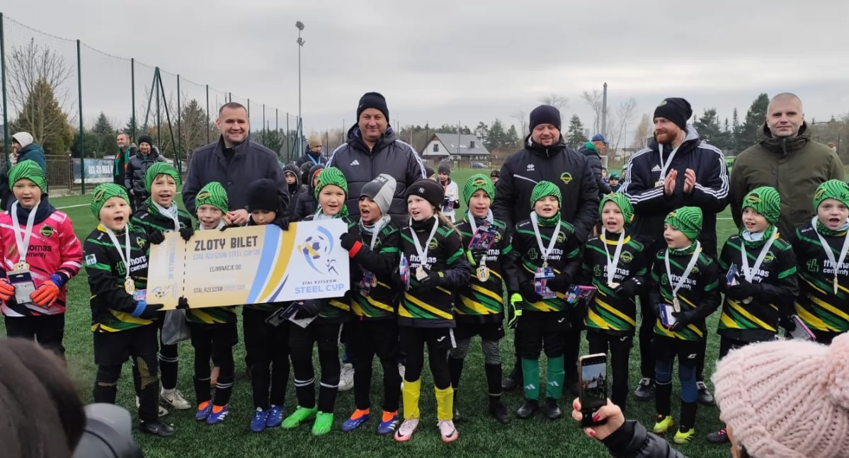 Młodzi piłkarze z Górnika Jaworzno awansowali do finału STEEL CUP U9