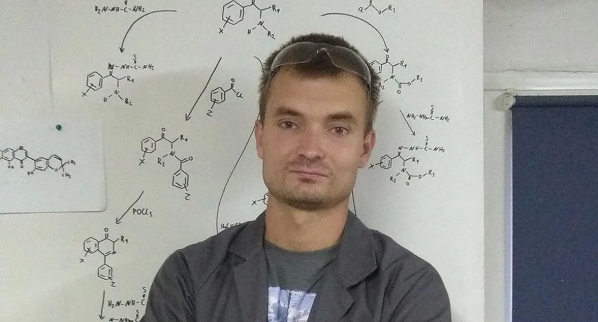 Chemik z Jaworzna zarejestrował odkrycie naukowe: szansa na nowe leki przeciwpasożytnicze?