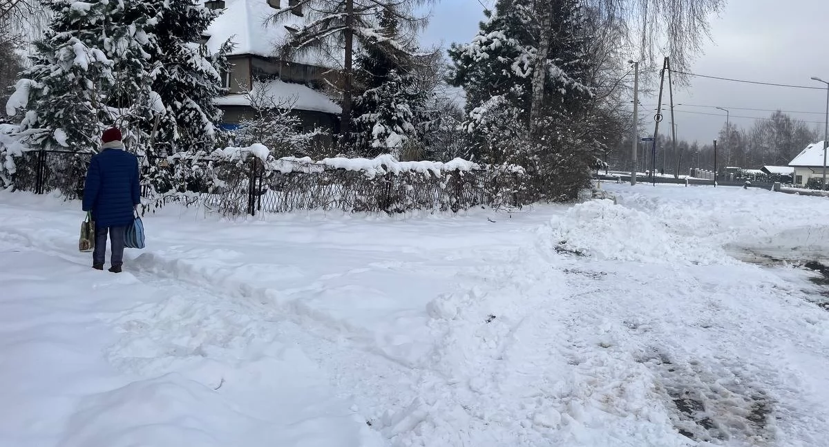 Trudne warunki na drogach. Policja apeluje o ostrożność