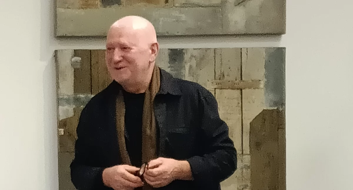 Uśmiechnięty artysta 
