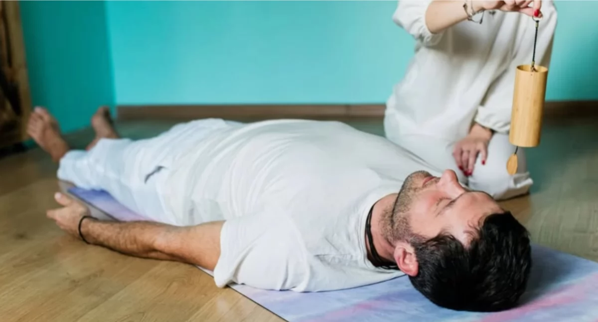 Jak się naprawdę porządnie wyspać? Warsztaty jogi kundalini