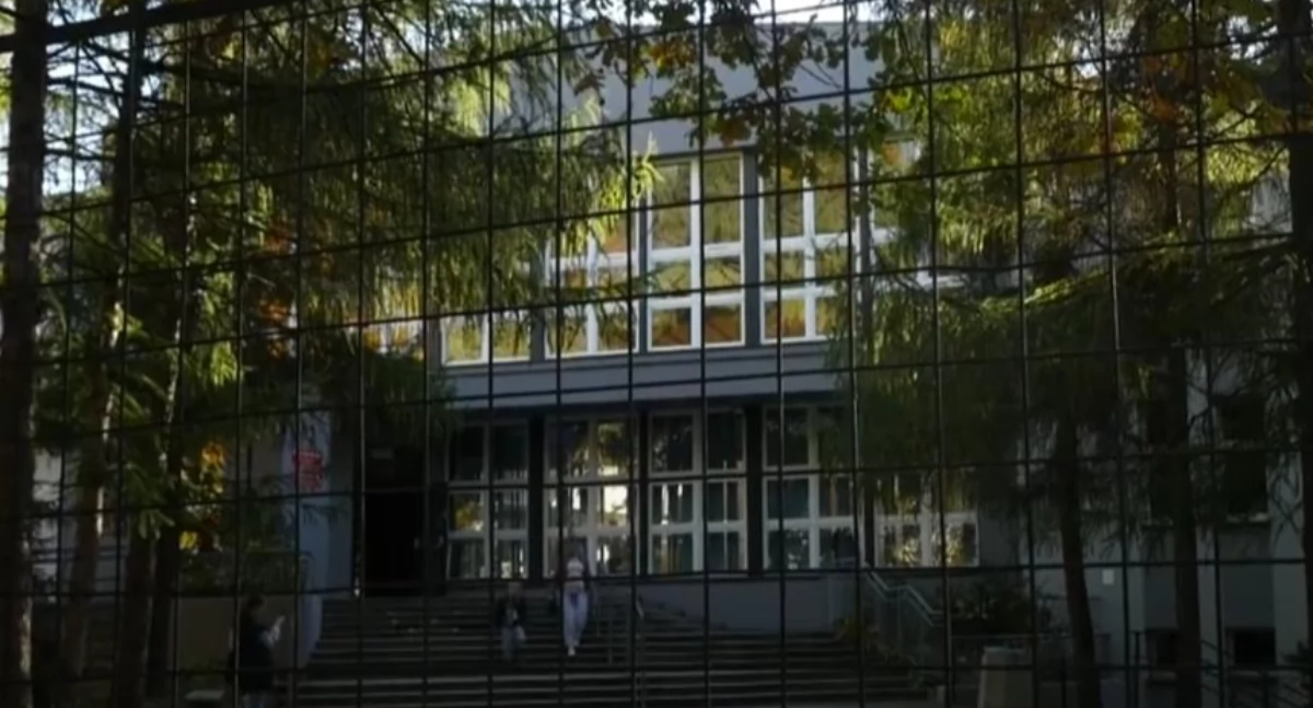 Proces likwidacji SP2: zaniepokojeni rodzice 