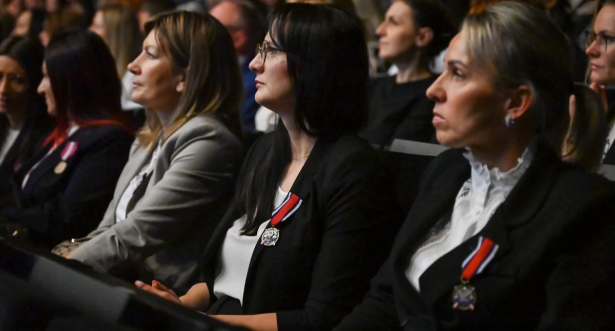 Pracownik KMP Jaworzno z wyróżnieniem od ministra