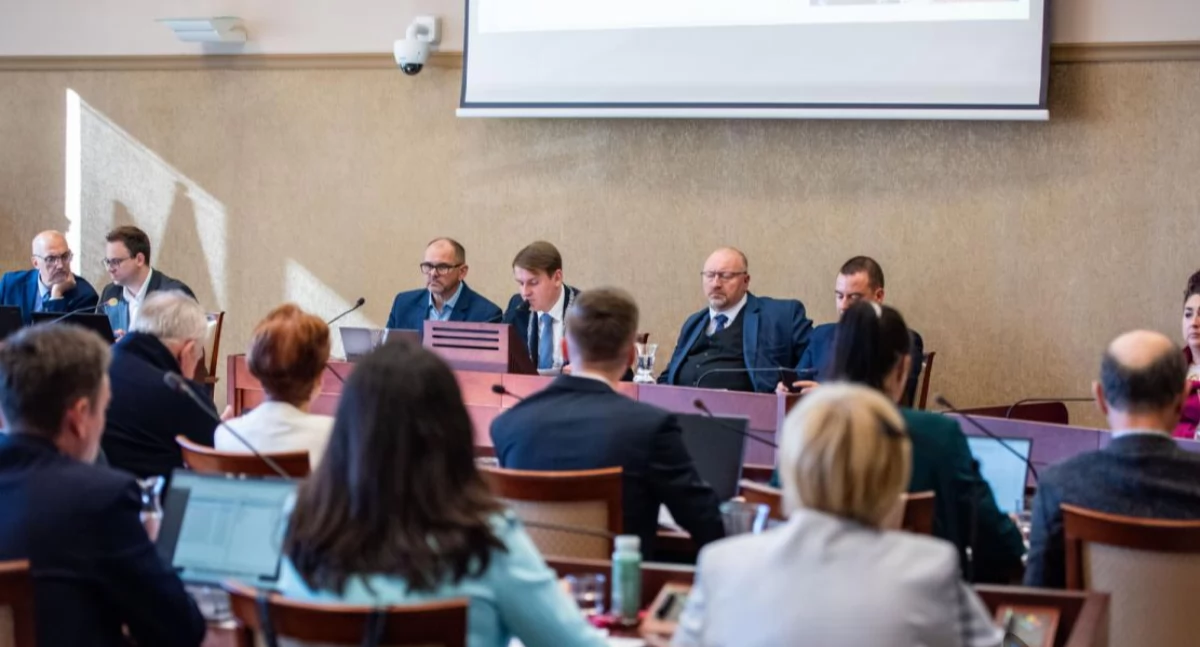 Sesja Rady Miejskiej 6 marca 2025 - porządek obrad