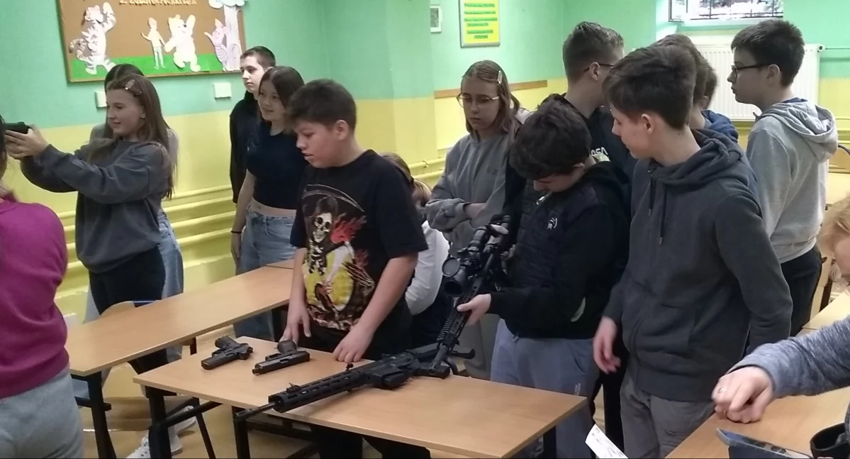 Konkurs „Polska Marynarka Wojenna, a historia Wybrzeża Polskiego” 2025  w jaworznickich szkołach
