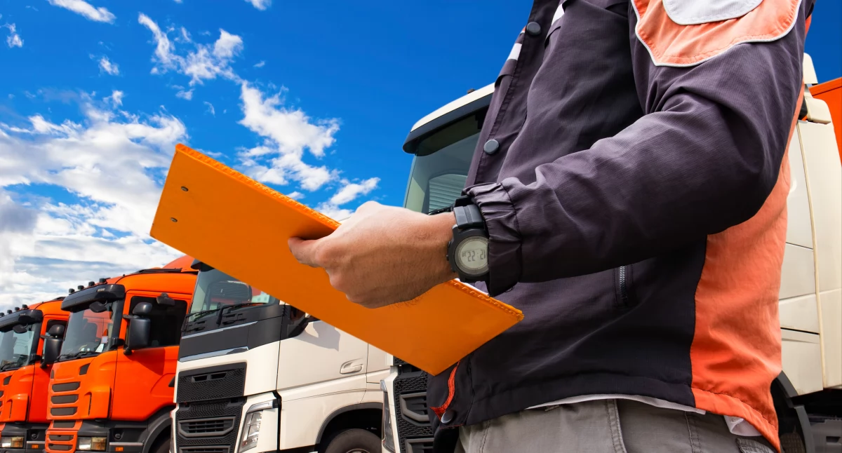Jak rozwijać firmę transportową z programem do spedycji? 