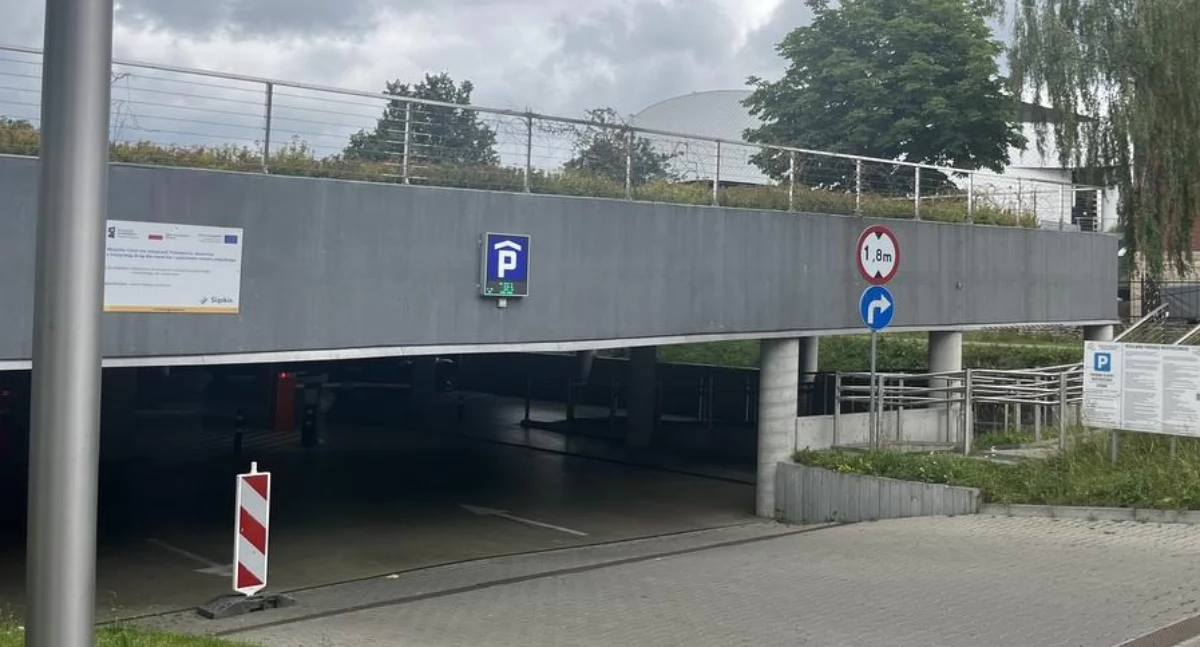 Drożeje parking pod Halą MCKiS