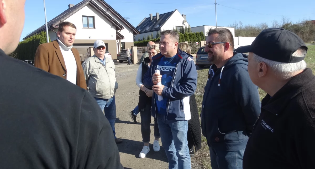 10 lat czekają na asfalt. Mieszkańcy mają dość