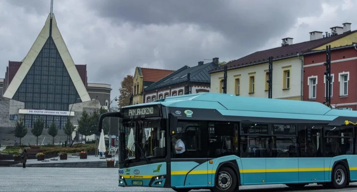 PKM Jaworzno - sezonowa linia 390 już działa