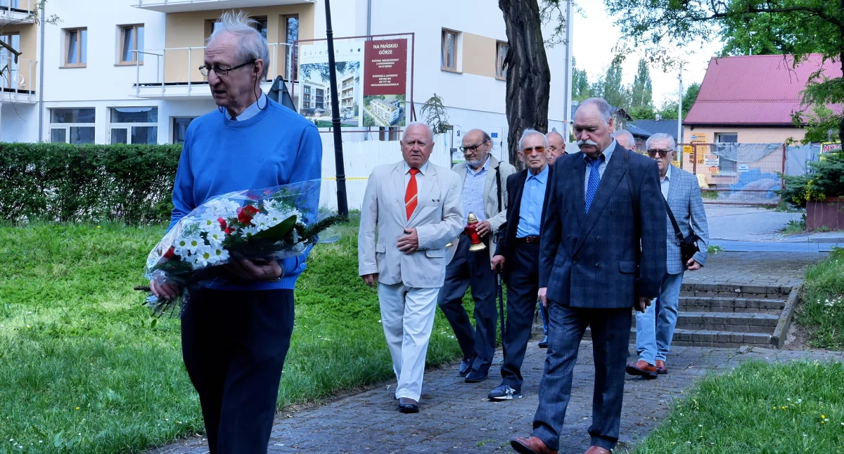 Jaworznicka Lewica uczciła 1 maja. Wacław Chudzikiewicz: „Pamięć to nasz obowiązek”