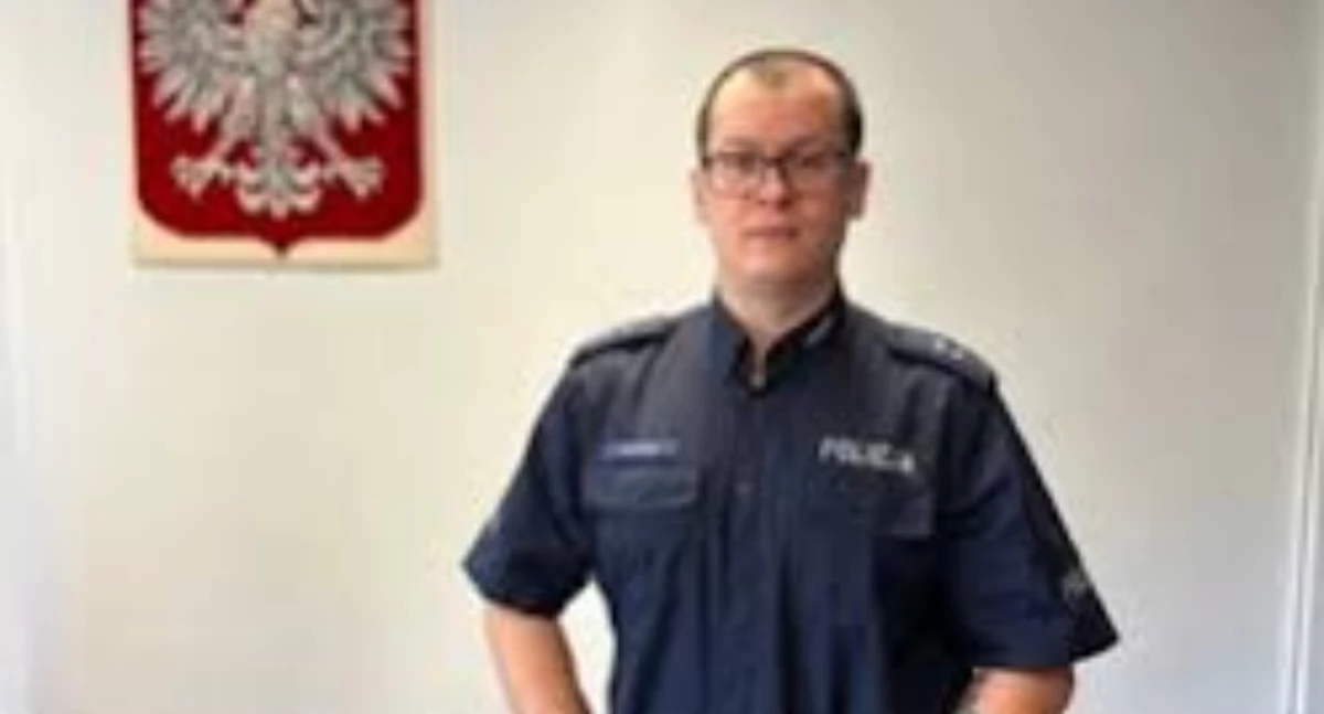 Szybka reakcja policjanta z Jaworzna uratowała życie 27-latkowi. Dzielnicowy wyłowił z rzeki wyziębionego mężczyznę