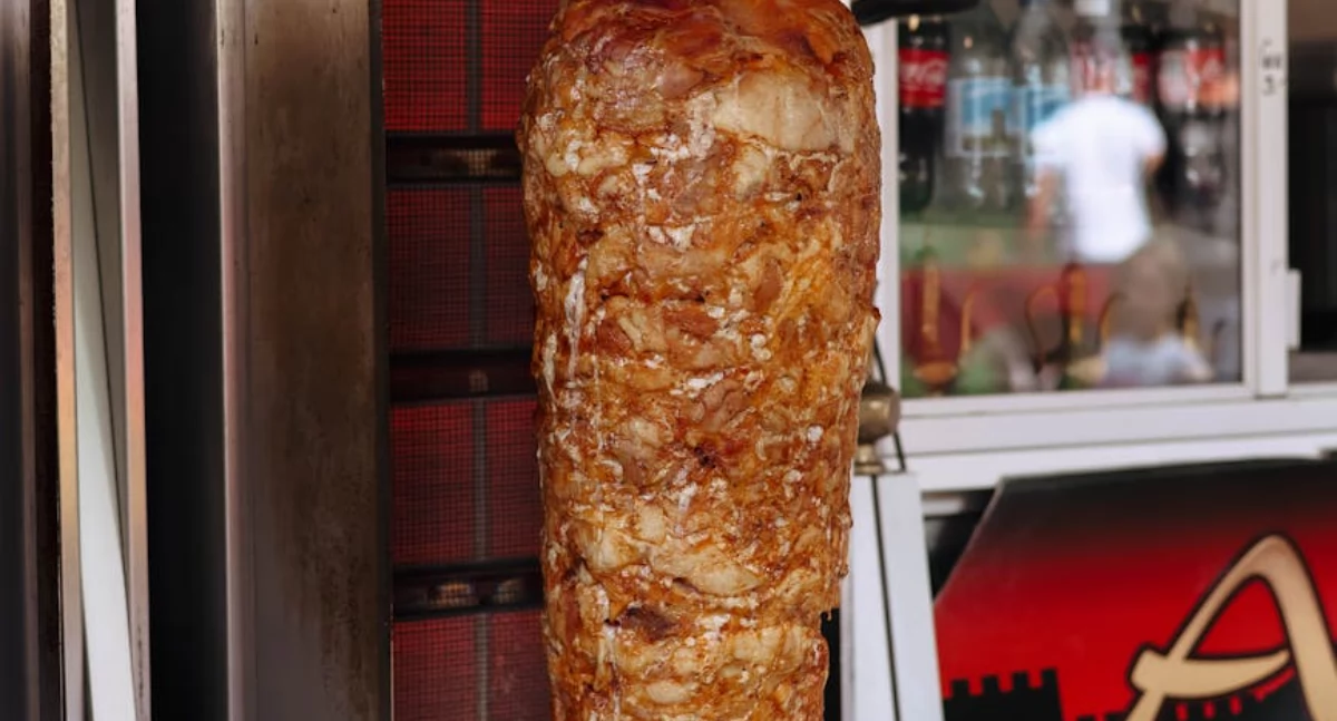 Lokalnie, soczyście, z ogniem – poznaj smak LOLO Kebab
