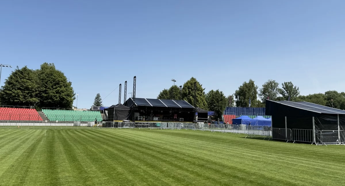 Dni Jaworzna 2025 - scena na stadionie Victoria już czeka