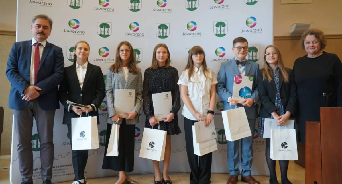 Stypendia prezydenta dla najlepszych uczniów - rusza nabór wniosków