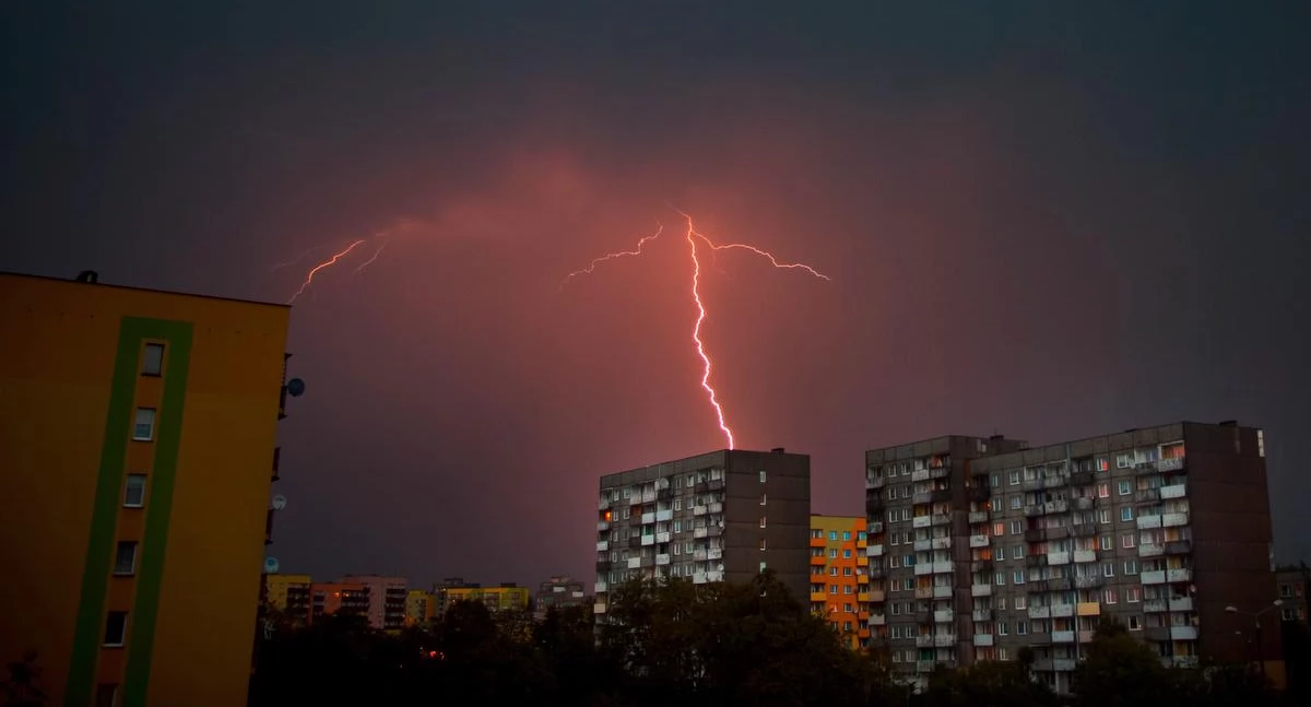 Silne opady i burze, możliwe podtopienia - Miasto zwołało zebranie sztabu kryzysowego