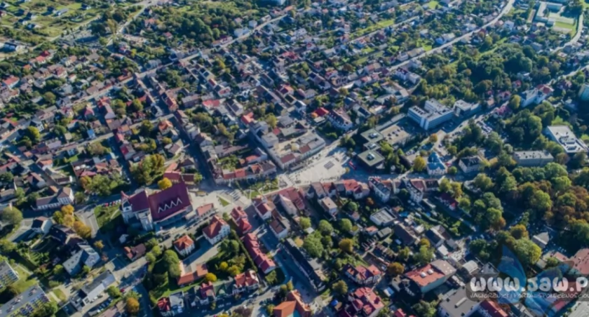 Praca: Samodzielny referent w Dziale Finansowo-Księgowym