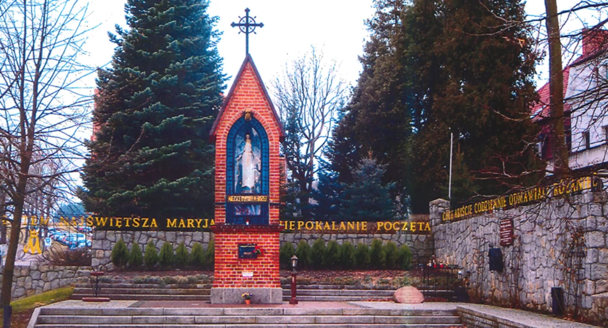 Nowa Kapliczka Gietrzwałdzka w centrum Jaworzna „150 kapliczek od Bałtyku do Tatr”