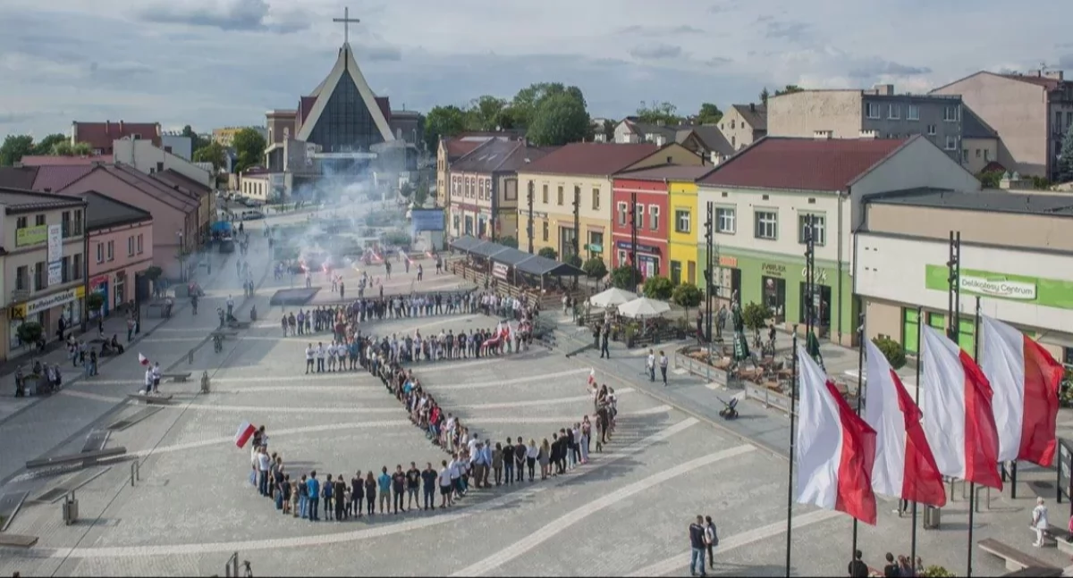 1 sierpnia będzie dniem wolnym od pracy? Decyzja coraz bliżej
