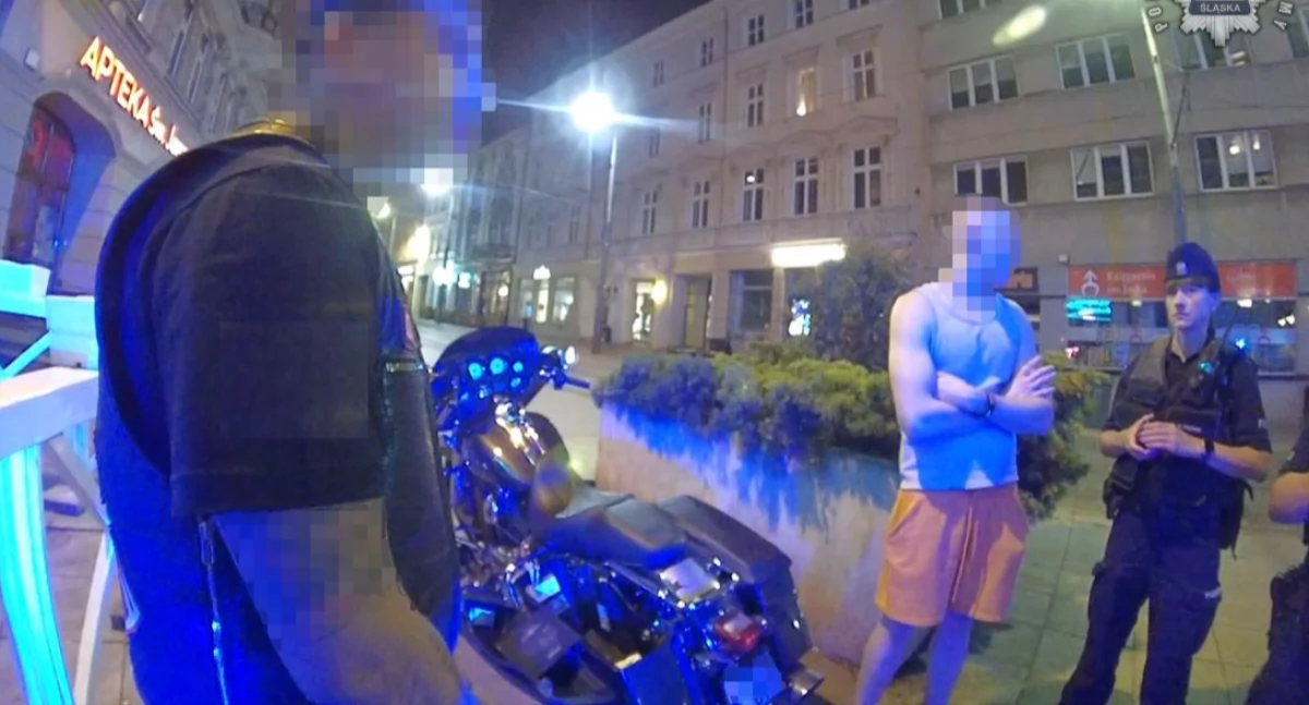 Pijany 19-latek z Jaworzna na harleyu jeździł po chodniku w centrum Katowic
