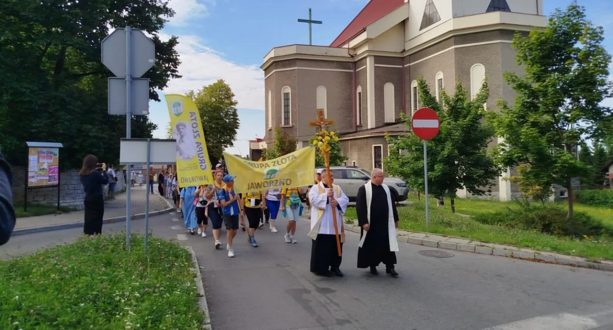 Z Jaworzna wyruszyła pielgrzymka na Jasną Górę