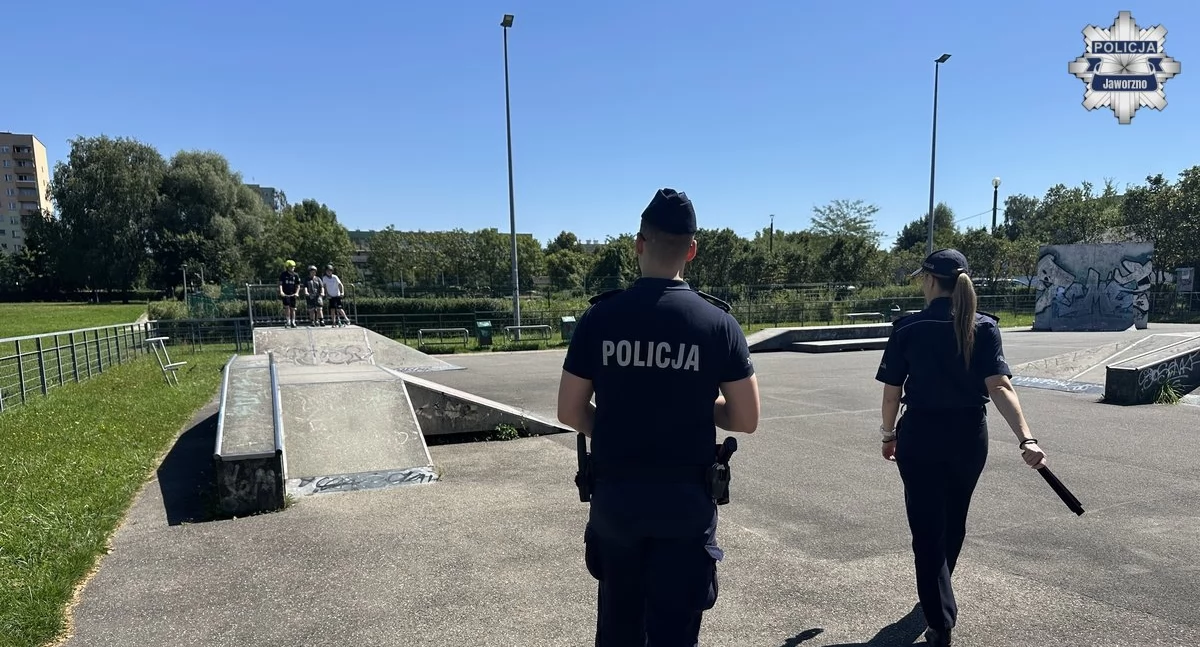 Bezpieczne korzystanie ze skateparków – działania profilaktyczne jaworznickiej policji