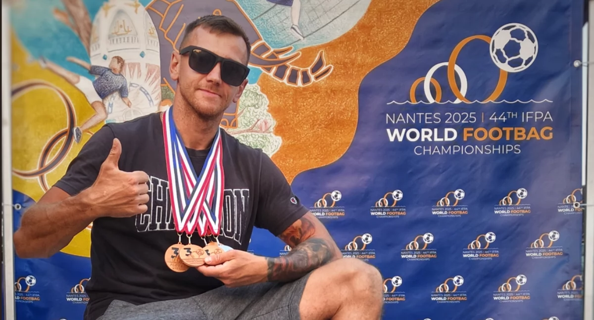 Paweł Nowak z pięcioma medalami z mistrzostw świata w „zośce”