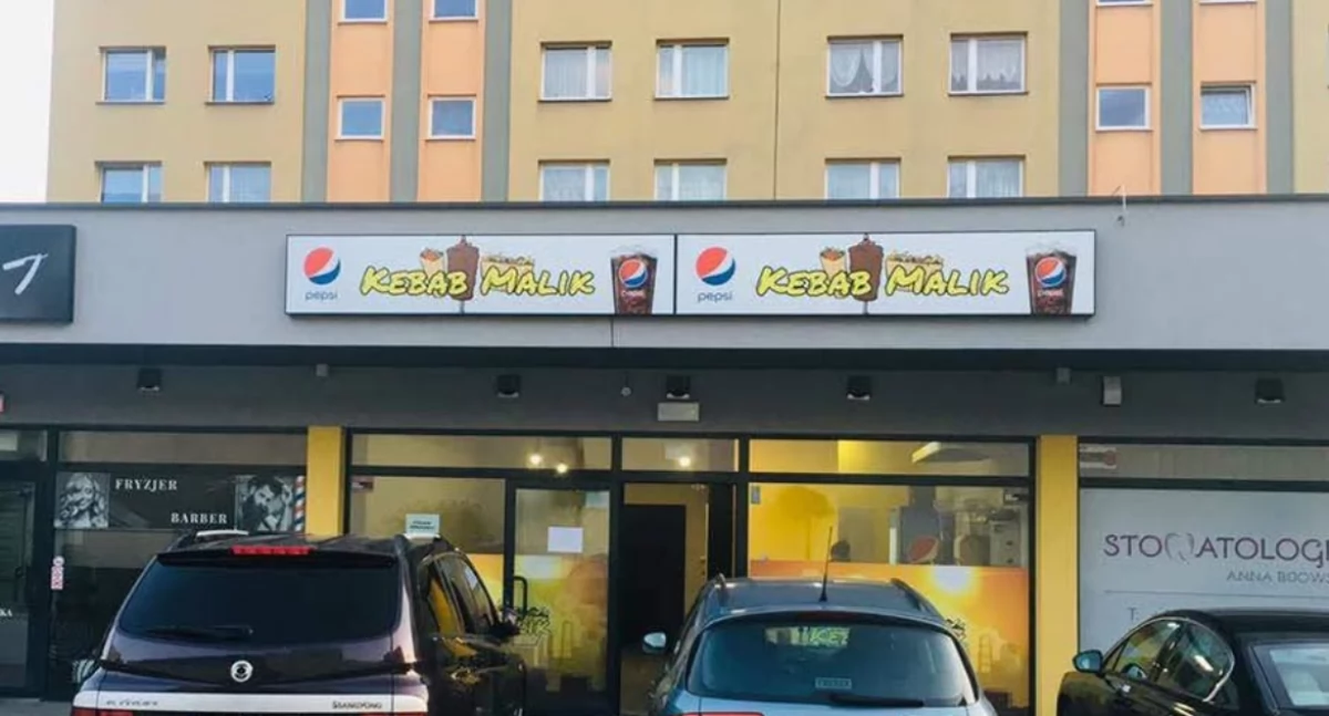 Napad na dostawcę kebaba w Jaworznie! Właściciele proszą mieszkańców o pomoc