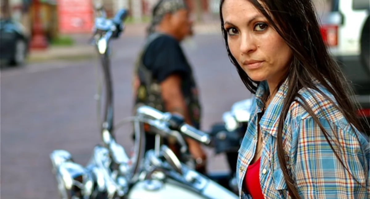 Sezon motocyklowy – jak zadbać o bezpieczeństwo wiosną i latem?
